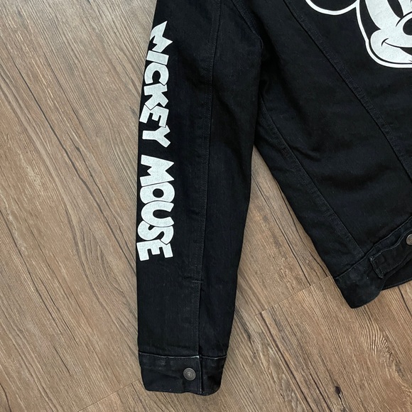 Levi’s Mickey Trucker Jacket Premium Sherpa size medium - Picture 3 of 10